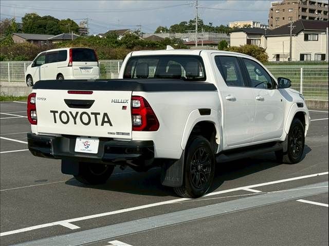 TOYOTA HILUX 4WD 2023