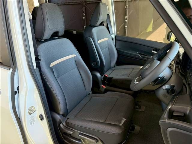 NISSAN SERENA  WG 4WD 2025