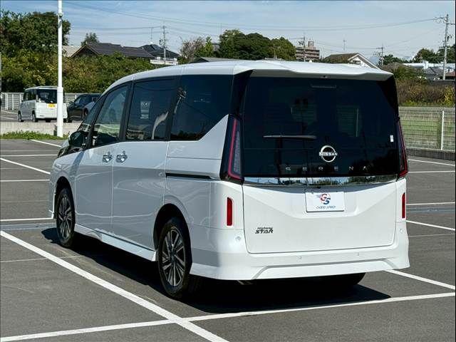 NISSAN SERENA  WG 4WD 2025