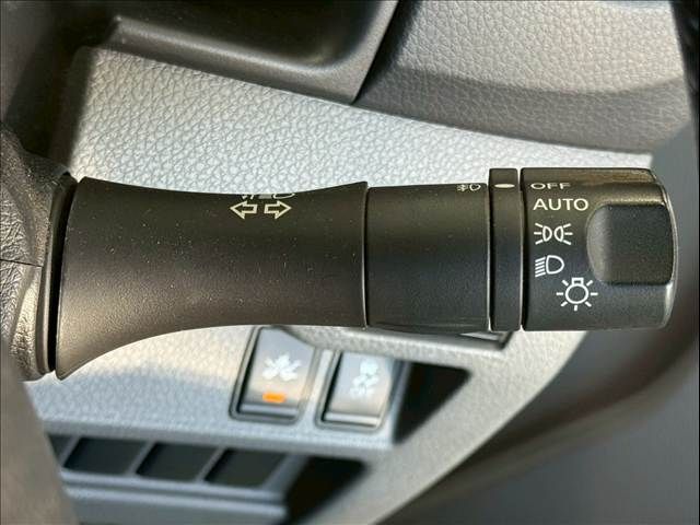 NISSAN NV350 CARAVAN 2020