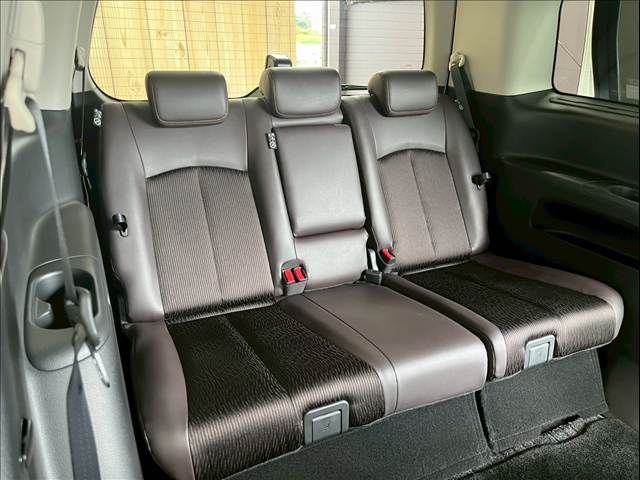 NISSAN ELGRAND 2022