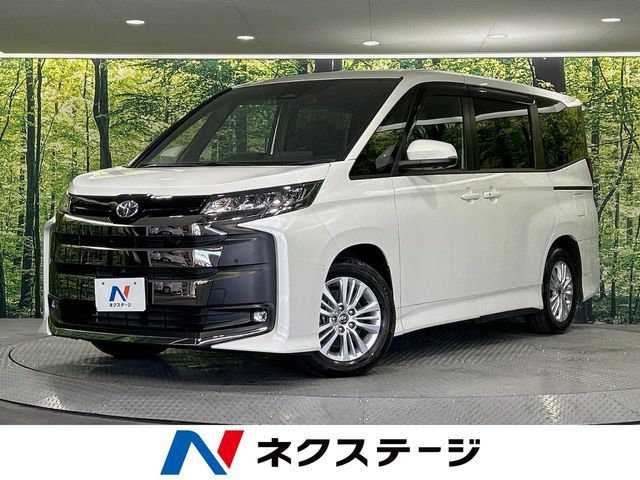 TOYOTA NOAH 2022 
