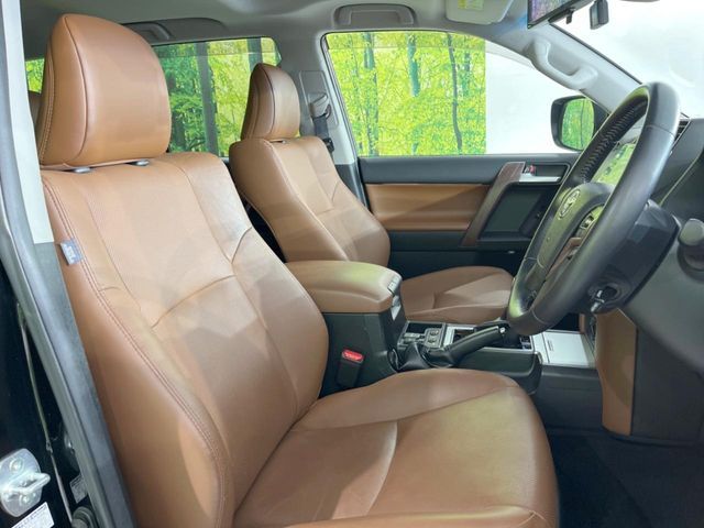 TOYOTA LANDCRUISER PRADO 2022