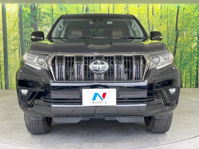 TOYOTA LANDCRUISER PRADO 2022