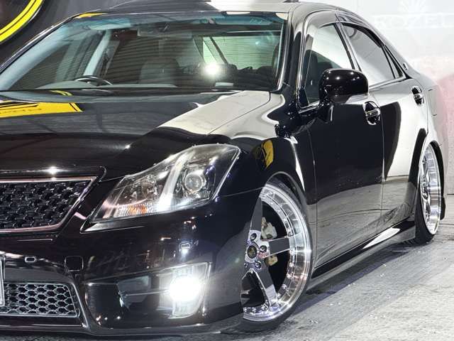 TOYOTA CROWN sedan 2011