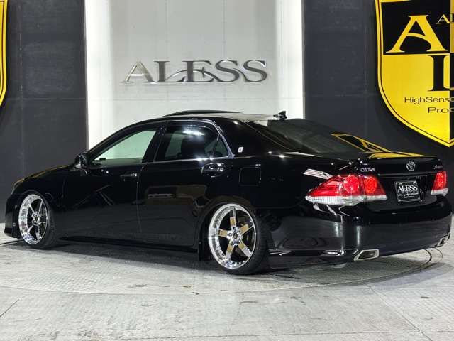 TOYOTA CROWN sedan 2011