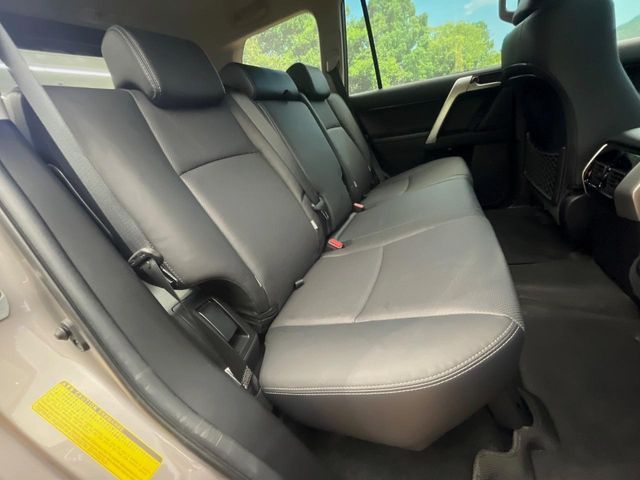 TOYOTA LANDCRUISER PRADO 2022