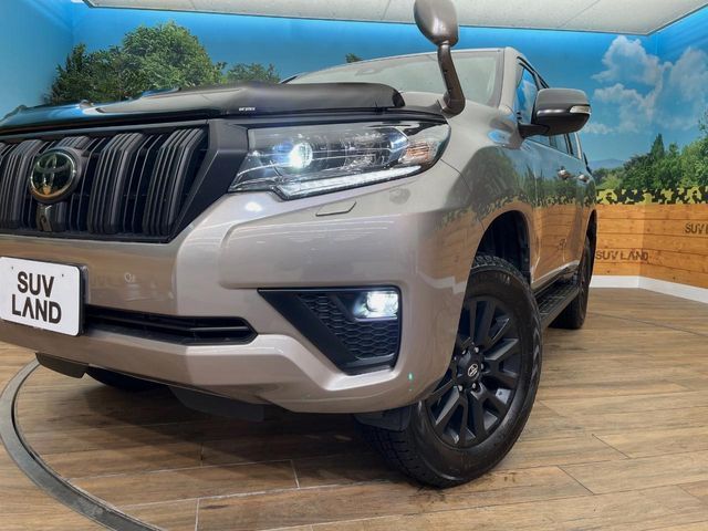 TOYOTA LANDCRUISER PRADO 2022