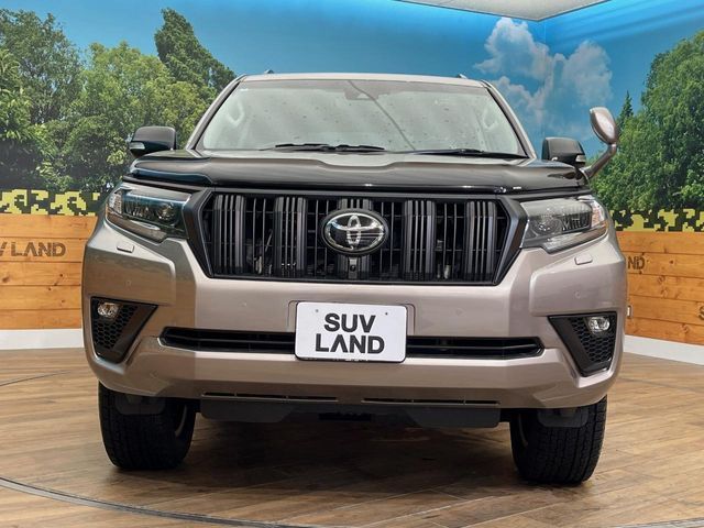 TOYOTA LANDCRUISER PRADO 2022