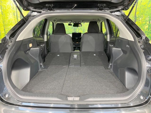 TOYOTA YARIS CROSS 2025