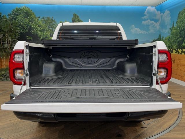 TOYOTA HILUX 4WD 2023
