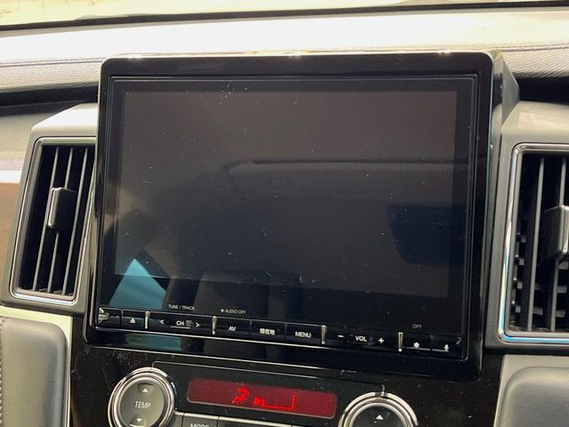 MITSUBISHI DELICA D:5 4WD 2020