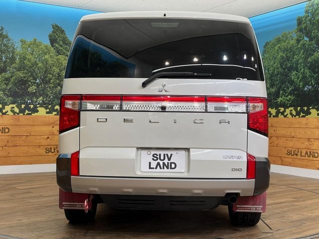 MITSUBISHI DELICA D:5 4WD 2020