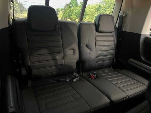 MITSUBISHI DELICA D:5 4WD 2022