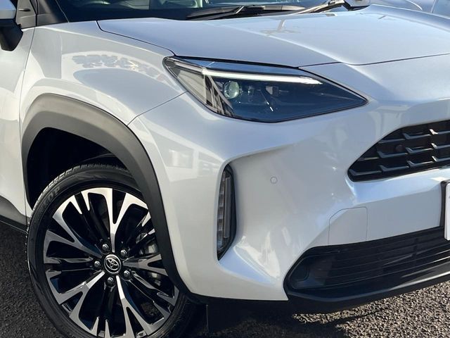 TOYOTA YARIS CROSS HYBRID 2025