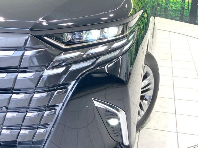 TOYOTA ALPHARD 2024