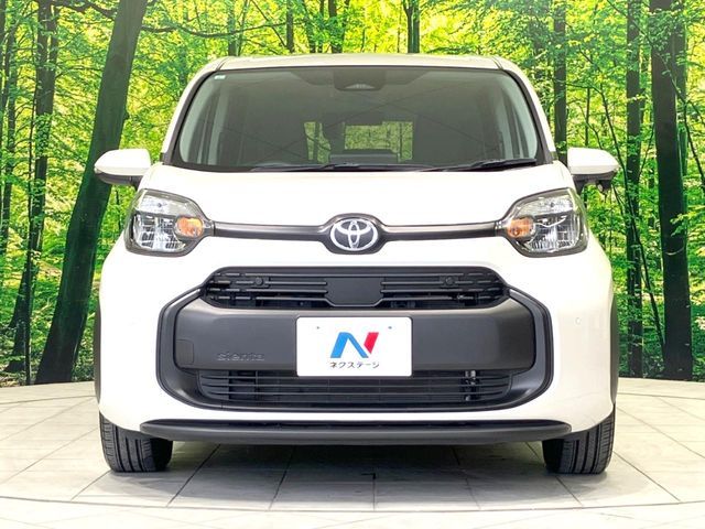 TOYOTA SIENTA HYBRID 2024