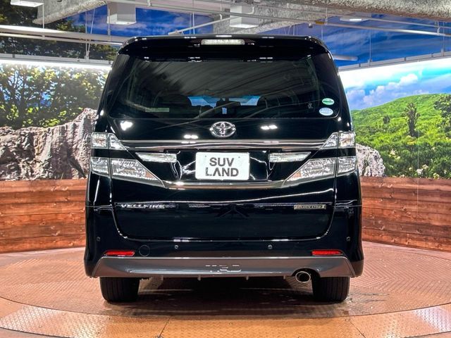 TOYOTA VELLFIRE 2014