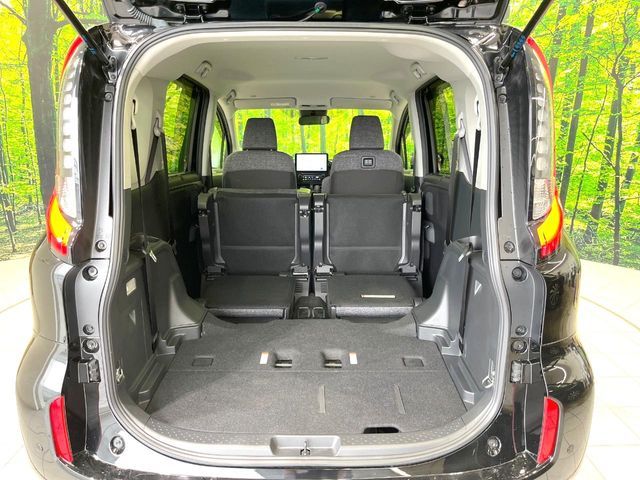 TOYOTA SIENTA HYBRID 2023