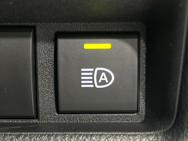 TOYOTA SIENTA HYBRID 2025