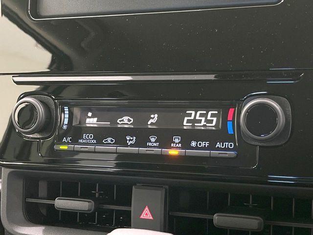 TOYOTA SIENTA HYBRID 2025