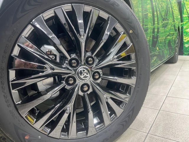 TOYOTA VELLFIRE  HYBRID 2025