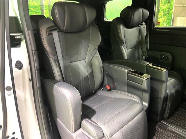 TOYOTA ALPHARD 2023