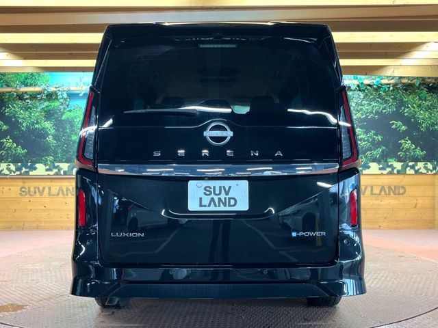 NISSAN SERENA  WG 2024