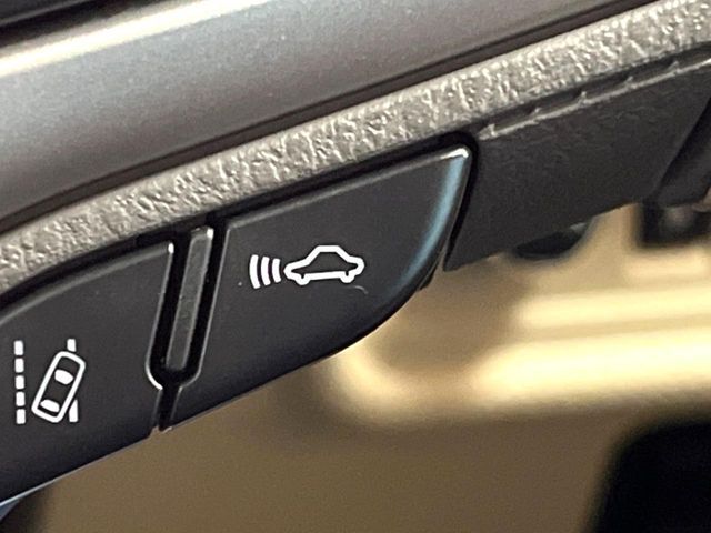 TOYOTA LANDCRUISER PRADO 2023