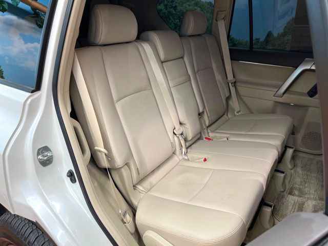 TOYOTA LANDCRUISER PRADO 2023