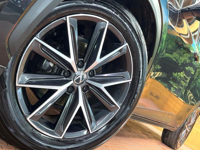 TOYOTA LEXUS LBX 2024