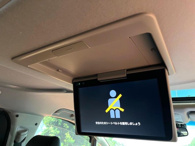 TOYOTA ALPHARD hybrid 4WD 2019