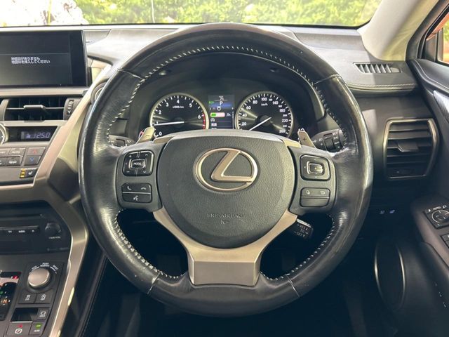 TOYOTA LEXUS NX200t 2015