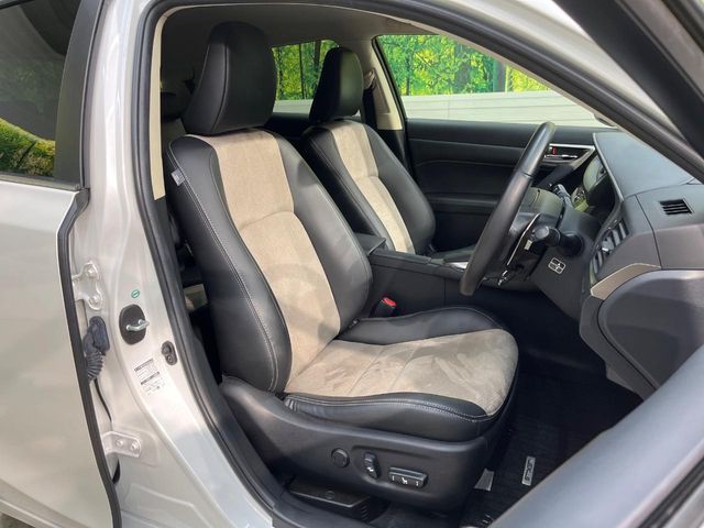 TOYOTA LEXUS CT200h 2017