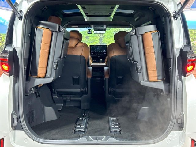 TOYOTA VELLFIRE  HYBRID 2024