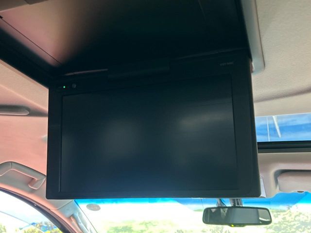 TOYOTA VELLFIRE 2017