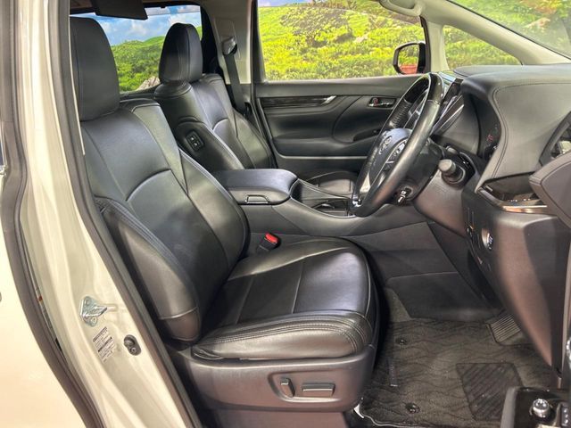 TOYOTA VELLFIRE 2017