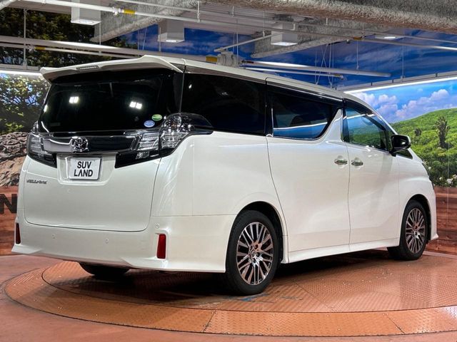 TOYOTA VELLFIRE 2017