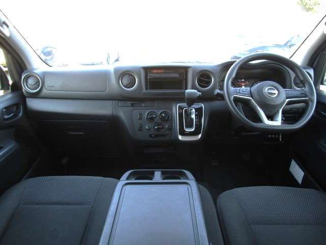 NISSAN NV350 CARAVAN 1.2t 2021