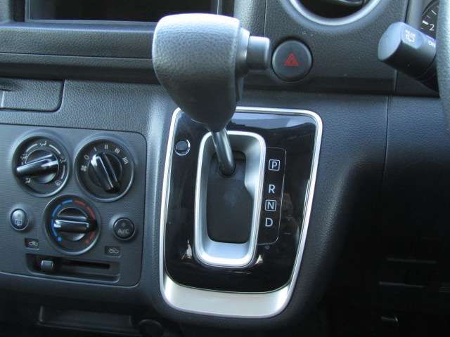 NISSAN NV350 CARAVAN 1.2t 2021