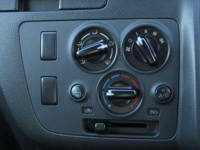 NISSAN NV350 CARAVAN 1.2t 2021