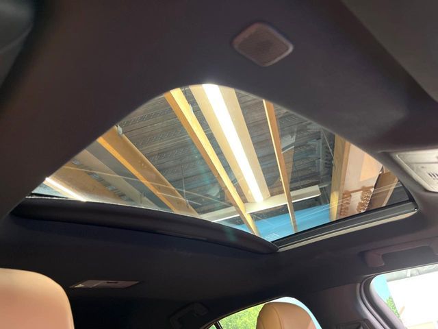 TOYOTA LEXUS UX250h 2022