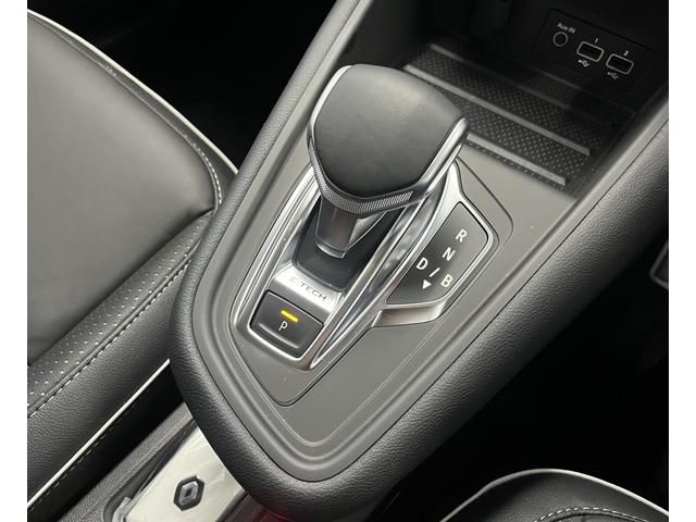 RENAULT RENAULT CAPTUR 2023