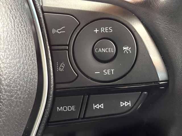 TOYOTA HARRIER HYBRID 2021