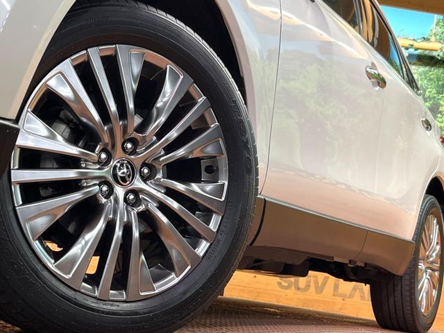 TOYOTA HARRIER HYBRID 2021