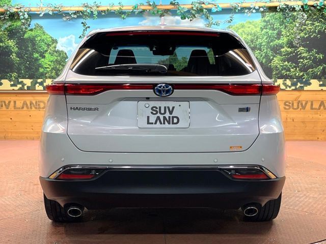 TOYOTA HARRIER HYBRID 2021