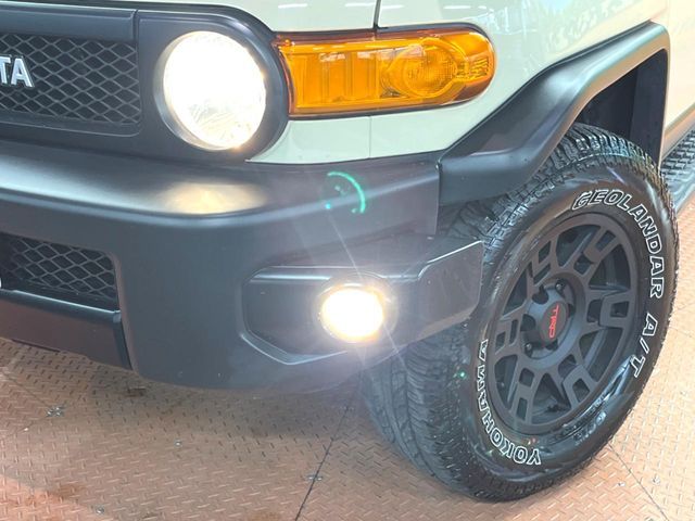 TOYOTA FJ CRUISER 4WD 2017