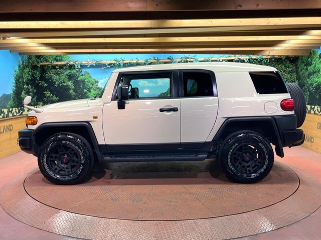 TOYOTA FJ CRUISER 4WD 2017