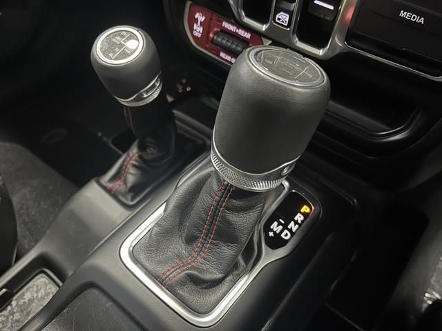 JEEP JEEP GLADIATOR 2024