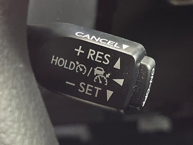 TOYOTA LANDCRUISER PRADO 2023